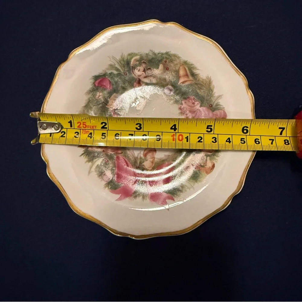 Disney Holiday Wreath Plate with Pink Bow and Gold Trim